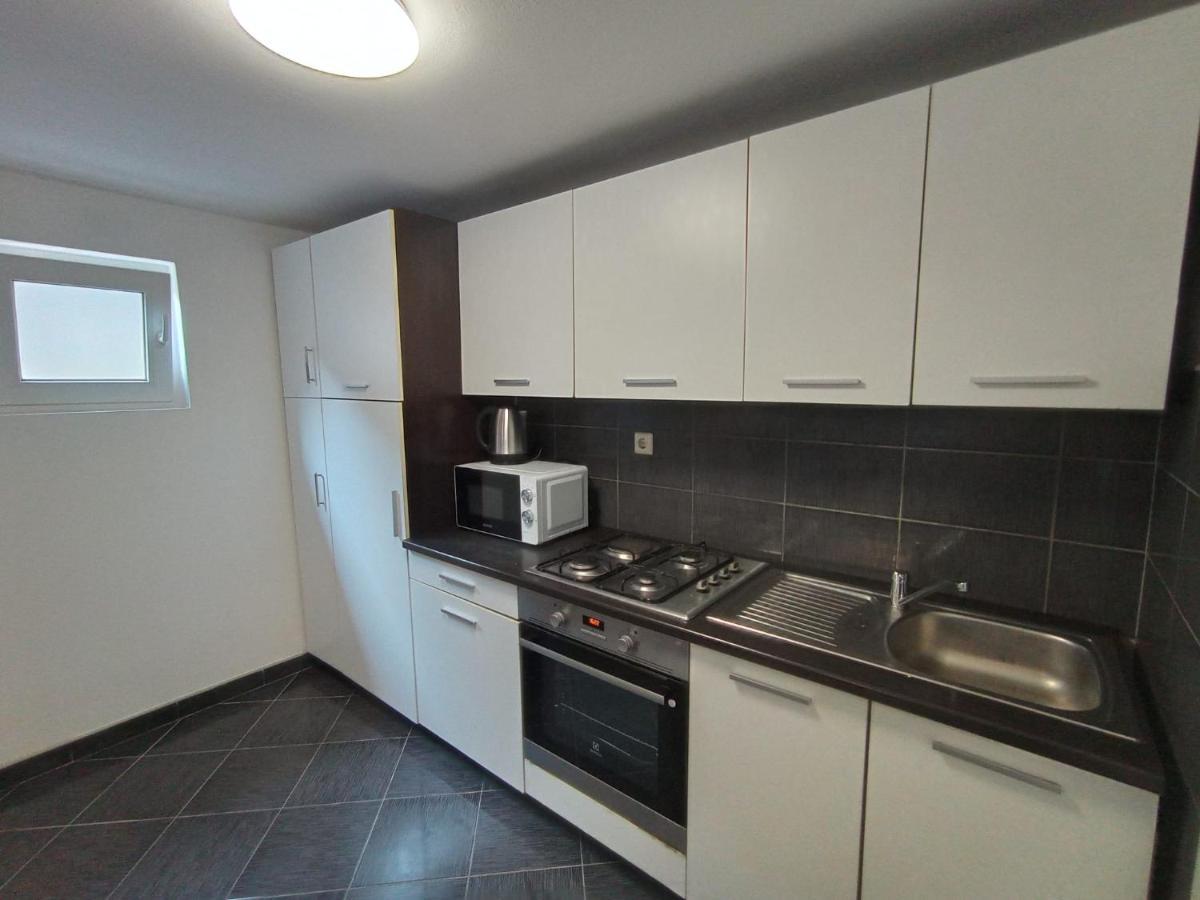 Petra Appartement Ðakovo Buitenkant foto